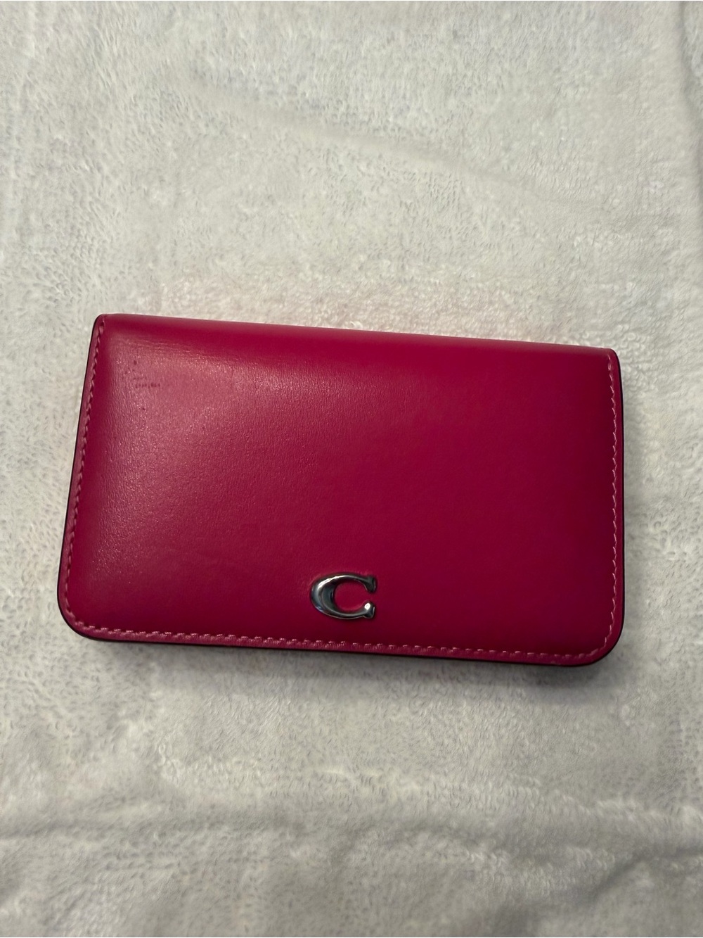 Coach Dragonfruit Leather Wallet Essential Slim Card Case